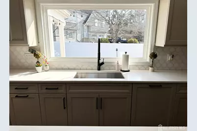 28 Hillside Avenue, South Brunswick Township, NJ 08852 - Photo 5