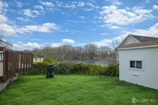 254 E George Pl, Iselin, NJ 08830 - Photo 15