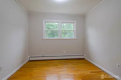 69 Monmouth Avenue, Edison, NJ 08820 - Photo 11