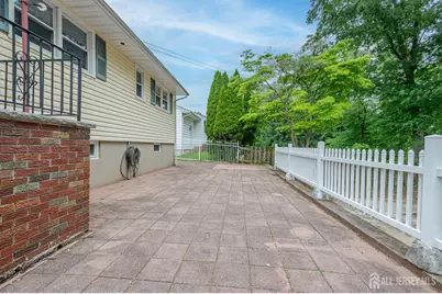 69 Monmouth Avenue, Edison, NJ 08820 - Photo 19