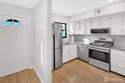 51 Queens Way, Englishtown, NJ 07726 - Photo 3