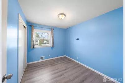 4 Estok Road, Edison, NJ 08817 - Photo 9