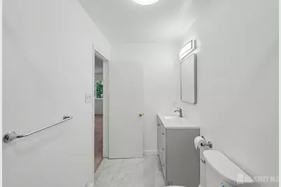 143 E Tennyson Drive, Plainsboro Township, NJ 08536 - Photo 25