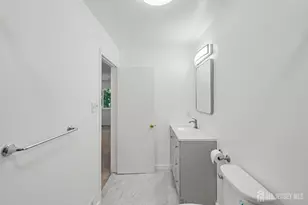 143 E Tennyson Dr, Plainsboro Township, NJ 08536 - Photo 25