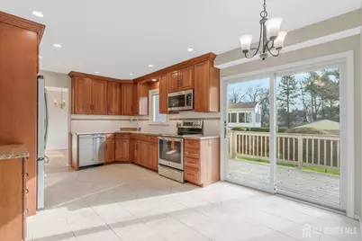 128 Hazelwood Avenue, Middlesex, NJ 08846 - Photo 11