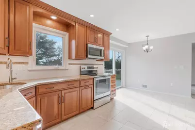 128 Hazelwood Avenue, Middlesex, NJ 08846 - Photo 13