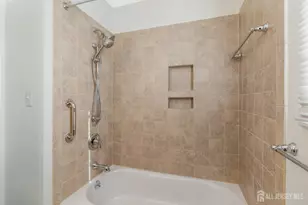 128 Hazelwood Ave, Middlesex, NJ 08846 - Photo 25