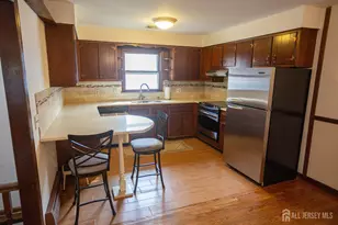 34 Douglas St, Sayreville, NJ 08872 - Photo 3