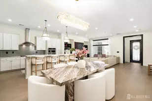 11 Hamilton Dr, Cranbury Township, NJ 08512 - Photo 7