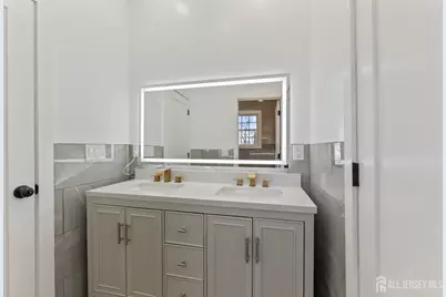 1855 Woodland Avenue, Edison, NJ 08820 - Photo 29