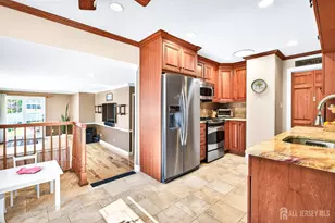 423 S Plainfield Ave S, South Plainfield, NJ 07080 - Photo 9