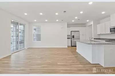 735 Station Road, Dunellen, NJ 08812 - Photo 3