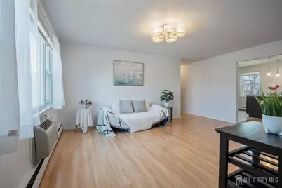 5 York Drive #5B, Edison, NJ 08817 - Photo 3