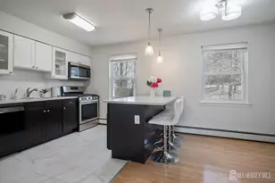 5 York Dr, Edison, NJ 08817 - Photo 7