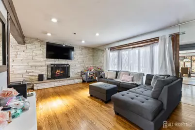 16 Wilmot Road, Sayreville, NJ 08872 - Photo 5