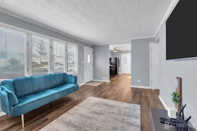 16 Hemlock Drive, Sayreville, NJ 08859 - Photo 5