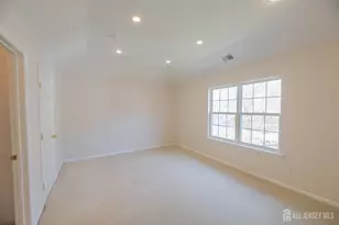 6 Banyan Ct, Edison, NJ 08820 - Photo 17