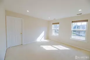 6 Banyan Ct, Edison, NJ 08820 - Photo 19