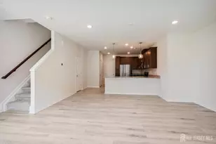 628 Sadie Cir, New Brunswick, NJ 08901 - Photo 9