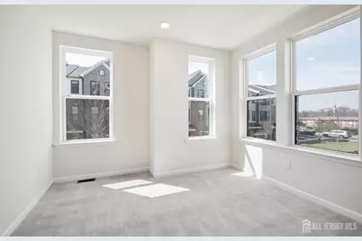 628 Sadie Circle, New Brunswick, NJ 08901 - Photo 21