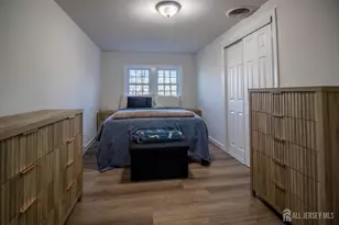 21 Keats Rd, North Brunswick Township, NJ 08902 - Photo 11