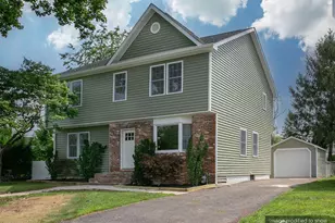 15 Bradley Dr, Edison, NJ 08817 - Photo 3