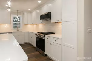 15 Bradley Dr, Edison, NJ 08817 - Photo 11