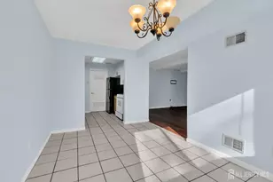 33 Deerberry Ln, South Brunswick Township, NJ 08852 - Photo 11