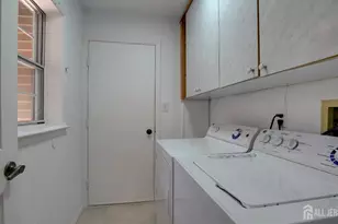 2 Hempstead Dr, Monroe Township, NJ 08831 - Photo 29