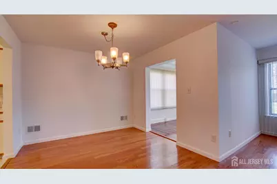 2 Hempstead Drive, Monroe Township, NJ 08831 - Photo 9