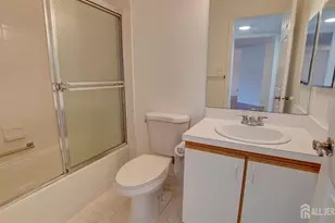 2 Hempstead Dr, Monroe Township, NJ 08831 - Photo 27