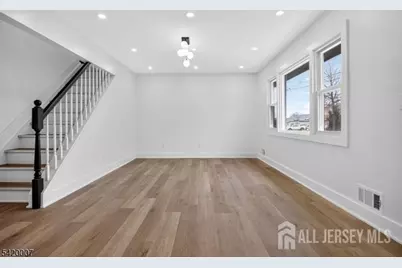 90 1st Avenue, Port Reading, NJ 07064 - Photo 5