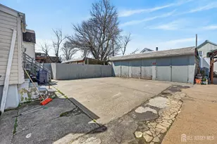 361 Prospect St, Perth Amboy, NJ 08861 - Photo 45