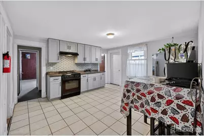 361 Prospect Street, Perth Amboy, NJ 08861 - Photo 19