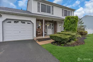 29 Liberty Dr, South Brunswick Township, NJ 08810 - Photo 3