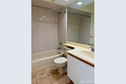 809 Woodhaven Drive, Edison, NJ 08817 - Photo 17