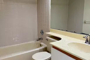 809 Woodhaven Dr, Edison, NJ 08817 - Photo 17