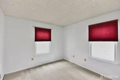 258 Kempsey Drive, North Brunswick Township, NJ 08902 - Photo 7