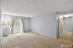 258 Kempsey Dr, North Brunswick Township, NJ 08902 - Photo 9