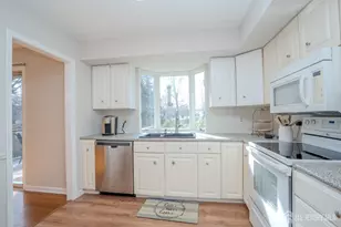 29 Hawthorne Ln, East Windsor Township, NJ 08520 - Photo 23