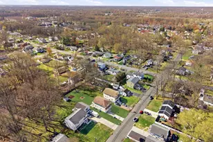 1740 Holly Rd, North Brunswick Township, NJ 08902 - Photo 49