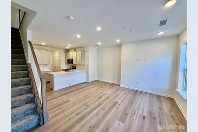 400 Willow Avenue #405, Kearny, NJ 07032 - Photo 9