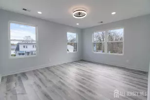 95 Kennedy Ave, Aberdeen Township, NJ 07721 - Photo 33