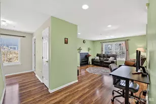 217 Prestwick Way, Edison, NJ 08820 - Photo 5