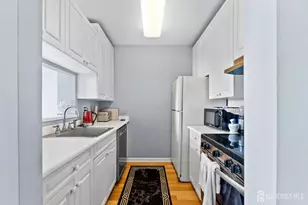 20 2nd St, Jersey City, NJ 07302 - Photo 9