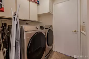 25 Colburn Rd, East Brunswick Township, NJ 08816 - Photo 19