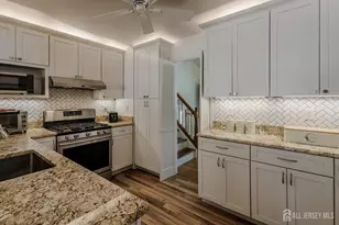 25 Colburn Rd, East Brunswick Township, NJ 08816 - Photo 13