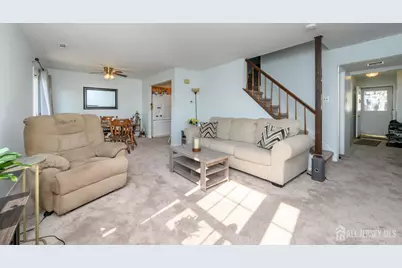 127 Chaucer Road, Mount Laurel, NJ 08054 - Photo 5
