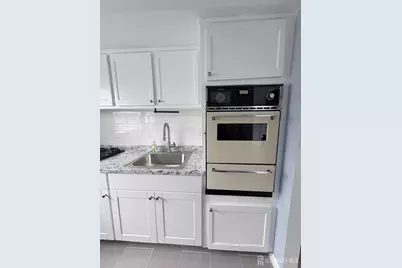 55 Gill Lane #16, Iselin, NJ 08830 - Photo 7