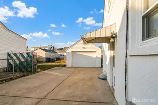 186 Prigmore St, East Brunswick Township, NJ 08816 - Photo 19